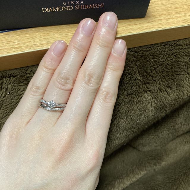 【銀座ダイヤモンドシライシの口コミ】 ダイヤモンドシライシさんのプリュマージュチェリッシュの指輪を選びまし…