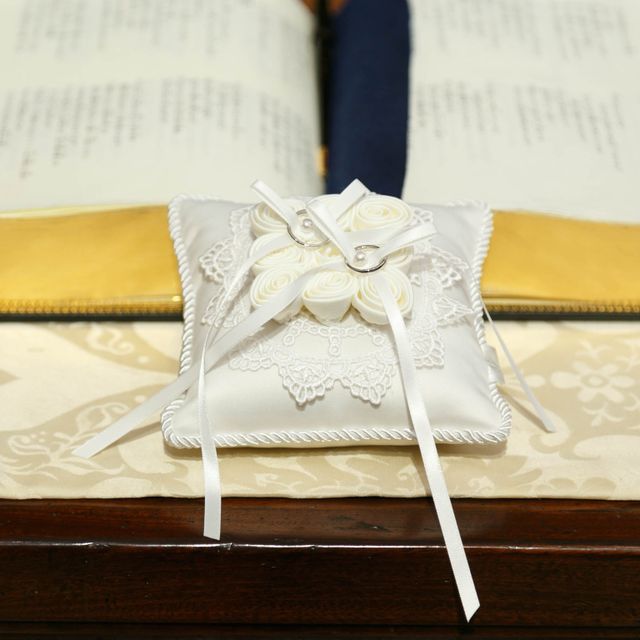 【4℃ BRIDAL(ヨンドシーブライダル)の口コミ】 婚約指輪は妻の好みがここの指輪だったので購入しました。
結婚指輪はお互…