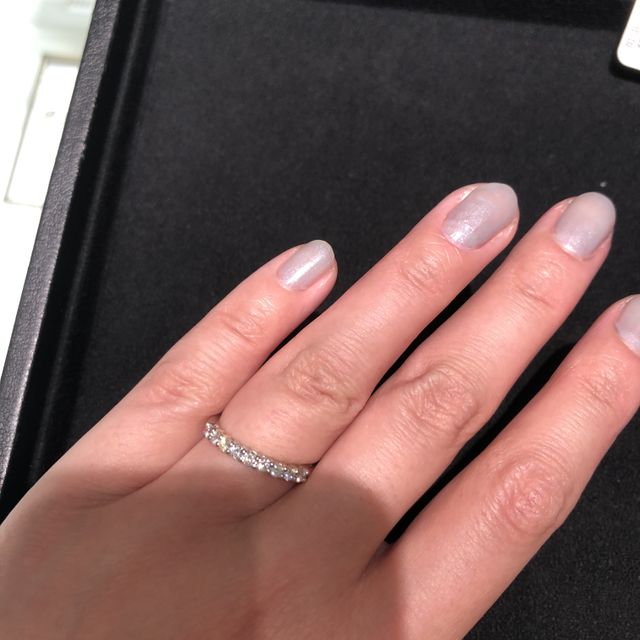 【ティファニー(Tiffany & Co.)の口コミ】 マリッジリングのとても種類がとても多いように感じました。
なので、デザ…