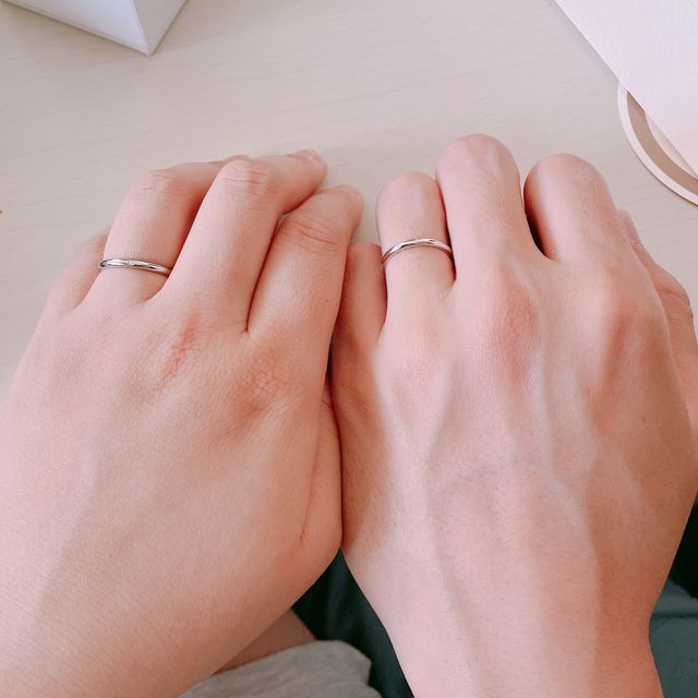 【CRAFY(クラフィ)の口コミ】 結婚指輪だったので、シンプルで長く付けられるもの、まて価格も出来れば…