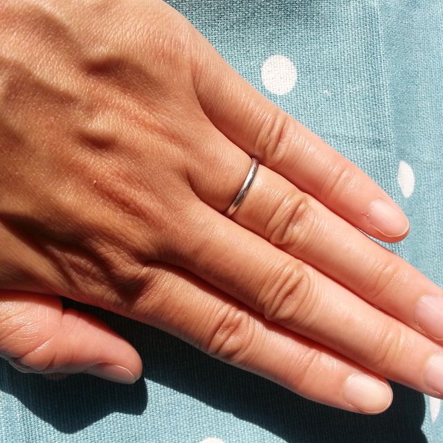 【ティファニー(Tiffany & Co.)の口コミ】 主人とペアでつけたかったので、主人の希望とわたしもシンプルなものがよ…