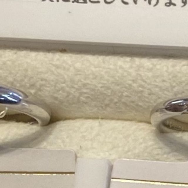 【ケイウノ ブライダル(K.UNO BRIDAL)の口コミ】 ケイウノさんのダイヤモンドは、キラッとしていて内側も丸みを帯びている…