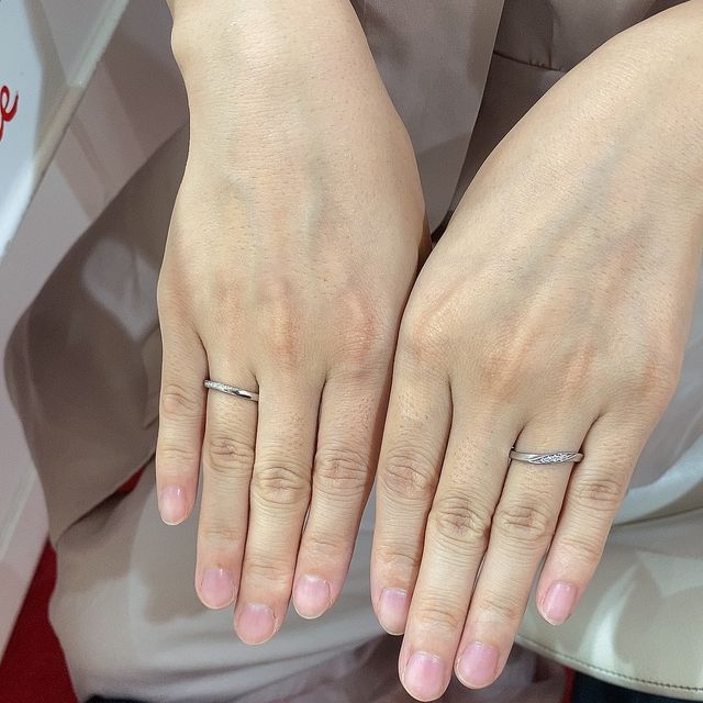 【アンジェリックフォセッテ(Angelique Fossette)の口コミ】 展示商品は全てシルバーで出来ているので、実際のイメージがわかりにくい…