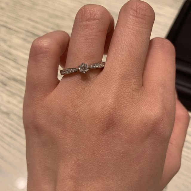 【TRECENTI(トレセンテ)の口コミ】 デザインが綺麗でシンプルなのが来店前の理想でしたが、実際に拝見したり…