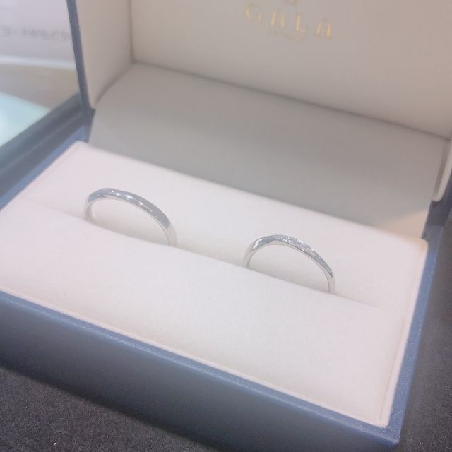 【GALA JEWELRY(ガラジュエリー)の口コミ】 何種類も試着させて頂き、自分の指に落ち着く形をさがしました。思ったよ…