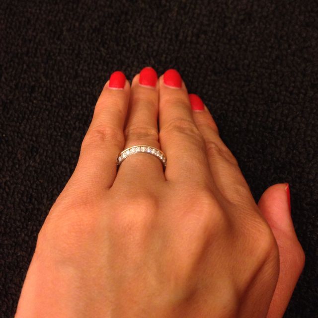 【ブシュロン(BOUCHERON)の口コミ】 エターナルリングにしようか、一粒ダイヤリングにしようか迷っていた時に…