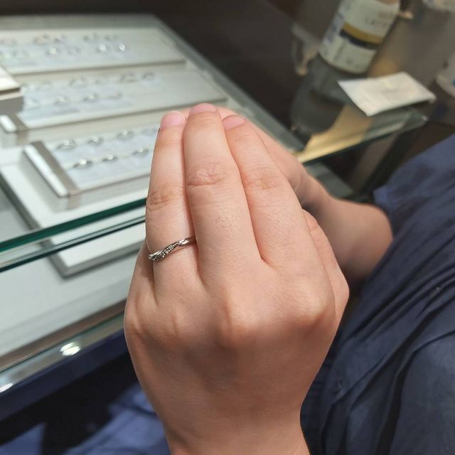 【アイプリモ(I-PRIMO)の口コミ】 長い間つけれるようシンプルなデザインで探していました。ルキナは緩いウ…