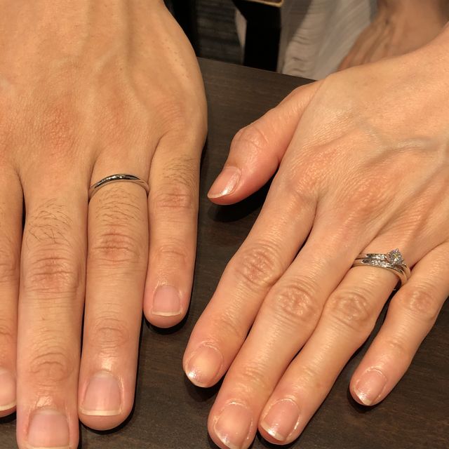 【俄(にわか)の口コミ】 婚約指輪と結婚指輪を合わせて指輪を探しており、niwaka は素敵なデザイン…