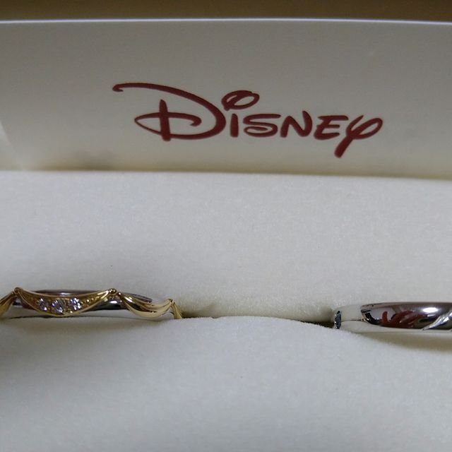 【ケイウノ ブライダル(K.UNO BRIDAL)の口コミ】 話をする中で様々なイメージのデザインを描いていただけ、
自分の指輪のイ…