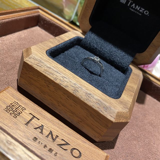 【TANZO.(鍛造指輪)の口コミ】 1からフルオーダーで注文できるところです。また、パラジウムの金属アレル…