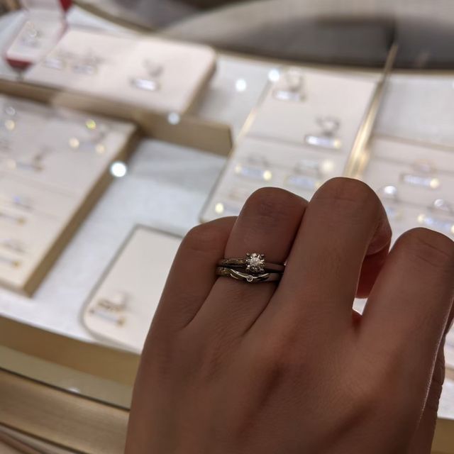 【カルティエ(Cartier)の口コミ】 カルティエは一度見ておきたい…と思い、見に行きました。
ハイブラ…