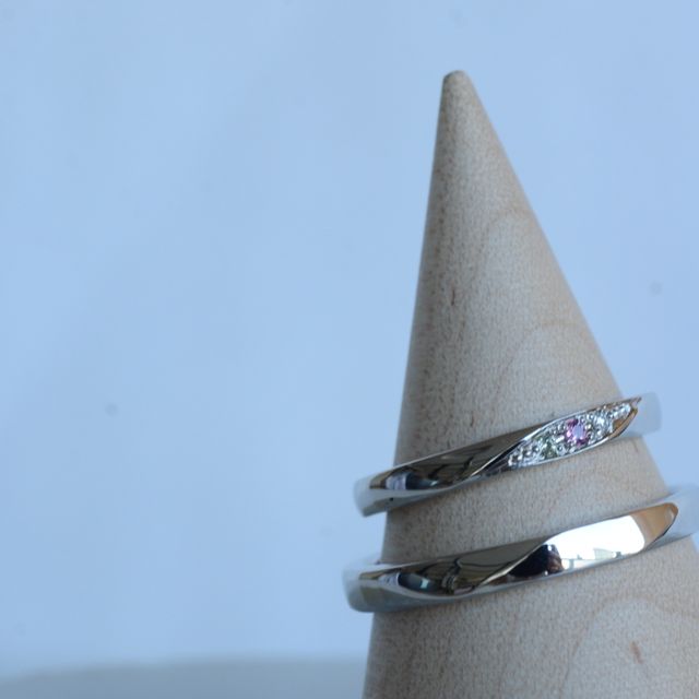 【CRAFY(クラフィ)の口コミ】 形やカラーの他にも、加工の仕方、ストーンなどのオプションが豊富で、た…