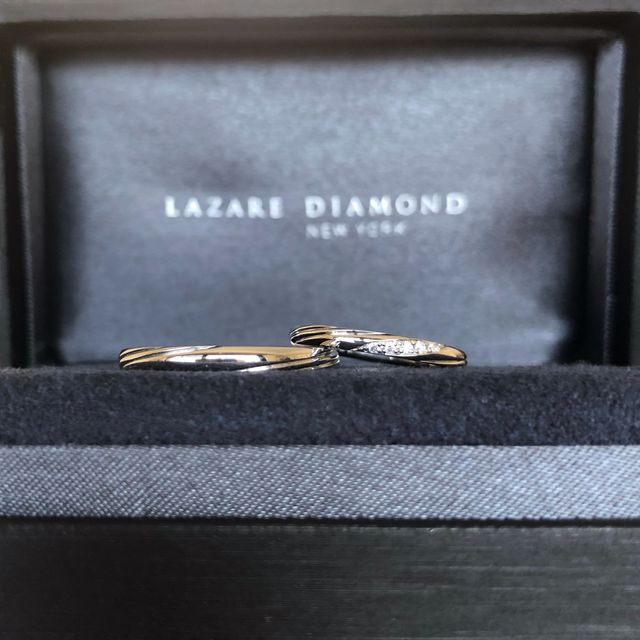 【ラザール ダイヤモンド(LAZARE DIAMOND)の口コミ】 どの角度から見てもダイヤの輝きが感じられるところが決め手になりました…