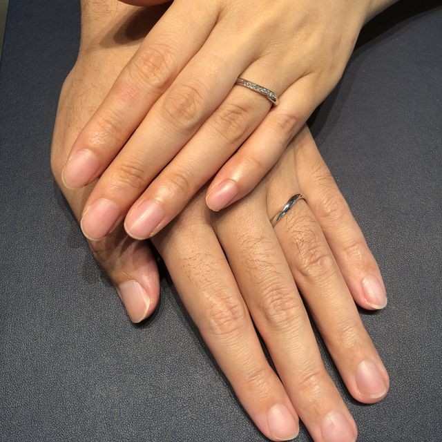 【銀座ダイヤモンドシライシの口コミ】 元々華奢なデザインの指輪が好みで、その中でもダイヤモンドの量で悩みま…