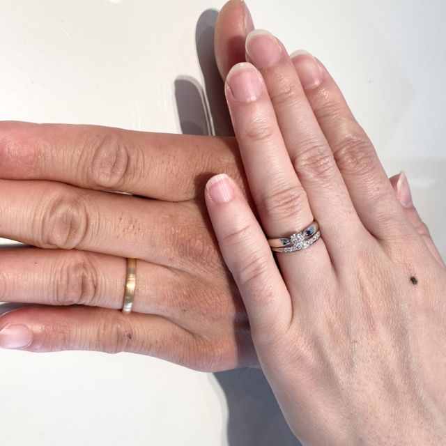 【ENUOVE(イノーヴェ)の口コミ】 他にあまりないスマイルの型にダイヤが埋め込まれているデザインが気に入…