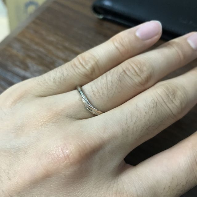 【ケイウノ ブライダル(K.UNO BRIDAL)の口コミ】 フルオーダーメイドで購入できること。
デザインはLuminare（ルミナーレ）…