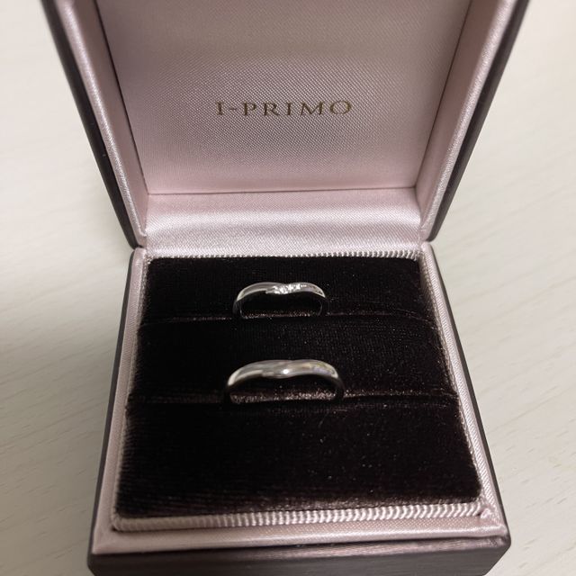 【アイプリモ(I-PRIMO)の口コミ】 V字の中でもやわらかいゆるやかなデザインなのでそこまで強調し過ぎず、相…