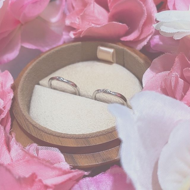 【COLANY(コラニー)の口コミ】 指輪については何もわからず、担当のお兄さんに一緒に考えていただきまし…