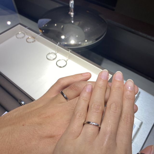 【アイプリモ(I-PRIMO)の口コミ】 
華奢でシンプルなデザインを探しており、ギリギリまで迷いました。
スト…