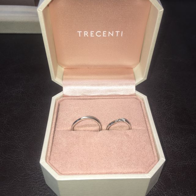 【TRECENTI(トレセンテ)の口コミ】 後々ダイヤモンドを増やしてデザイン変更できるとこ
シンプルなデザインで…