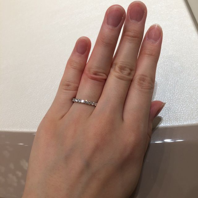 【MIKIMOTO(ミキモト)の口コミ】 シンプルでスタンダードなデザインが多いです。
良くも悪くも「そのジュエ…