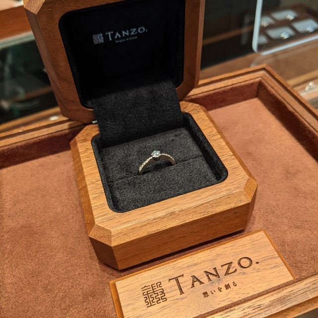 【TANZO.(鍛造指輪)の口コミ】 旦那が私に内緒で、好きなようにデザインを出来た所。担当スタッフさんが…