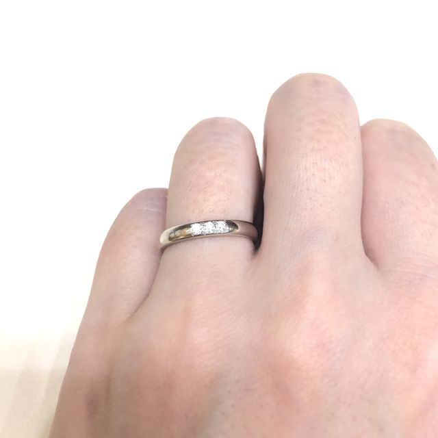 【銀座ダイヤモンドシライシの口コミ】 いちばんの決め手は求めていたシンプルなデザインがあったこと、またダイ…
