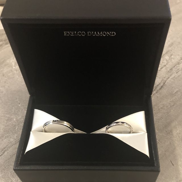 【エクセルコダイヤモンド(EXELCO DIAMOND)の口コミ】 長く使えてシンプルな物はどこの指輪もそうでしたが、
それに加えてデザイ…
