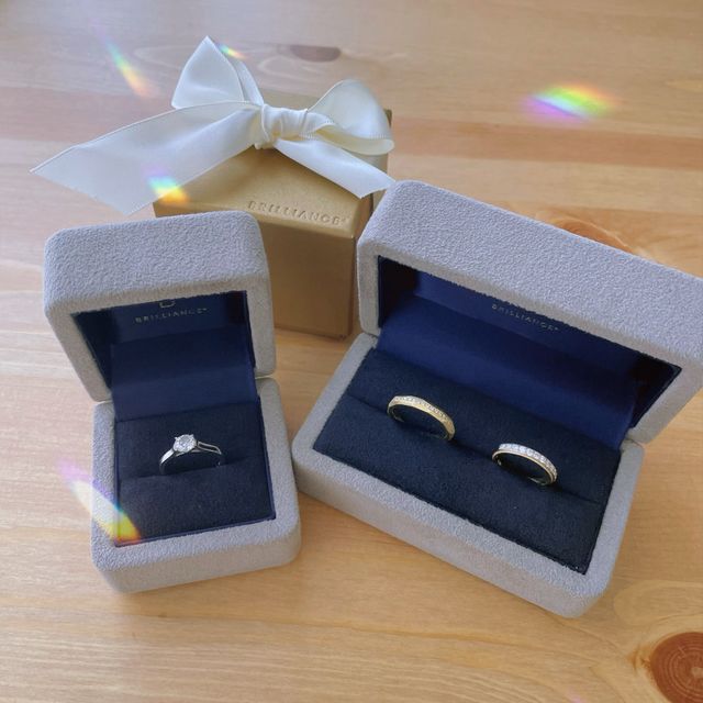 【BRILLIANCE+(ブリリアンスプラス)の口コミ】 外資系のブランドも国内ブランドもいくつか見て回りましたが、ダイヤの粒…