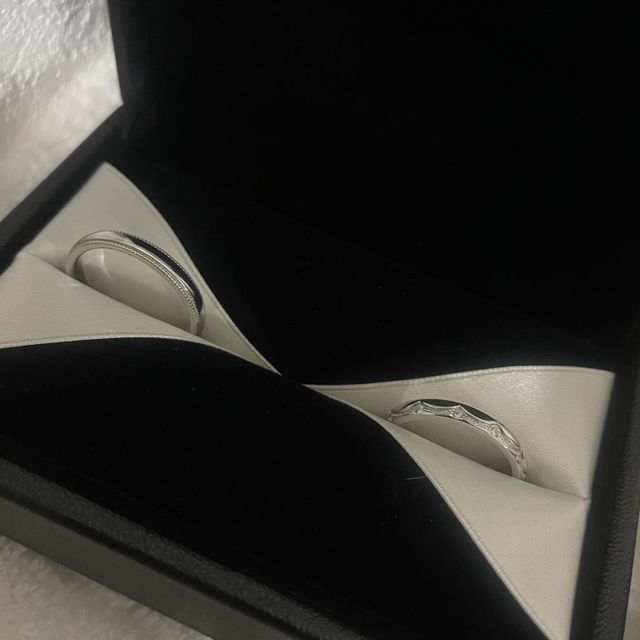 【エクセルコダイヤモンド(EXELCO DIAMOND)の口コミ】 婚約指輪購後、結婚指輪の必要性があるか悩みましたが、おそろいをつけた…