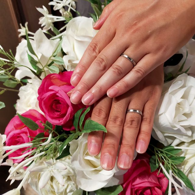 【TANZO.(鍛造指輪)の口コミ】 特にデザインなどのこだわりは無かったのですが、店舗にて色々な指輪を拝…