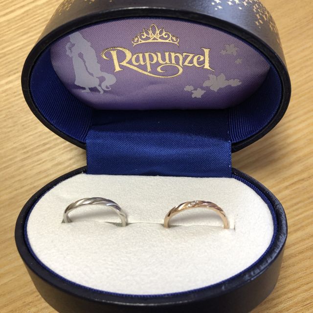 【Disney PRINCESS Rapunzel(ディズニープリンセスラプンツェル)の口コミ】 パンフレットをたくさんもらって、これにしようと思っていたリングがあり…