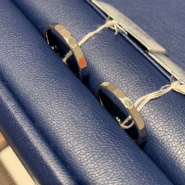 【銀座ダイヤモンドシライシの口コミ】 一生ダイヤモンドを買うことはないと思ったのでダイヤモンドのあるものと…