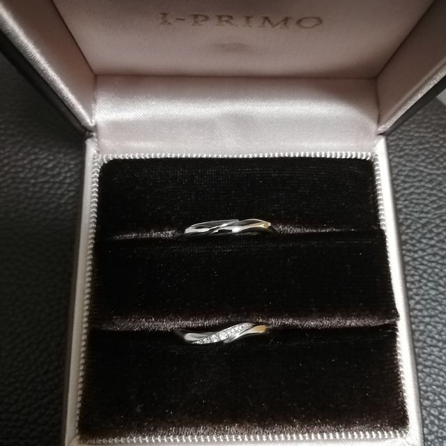 【アイプリモ(I-PRIMO)の口コミ】 指が太めなのでウェーブ型のものがいいということで斜めにウェーブしてる…