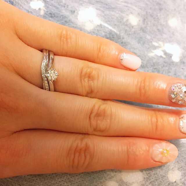 【銀座ダイヤモンドシライシの口コミ】 永久保証サービスの手厚さ、と店員さんの人柄の良さ、セットリングのデザ…