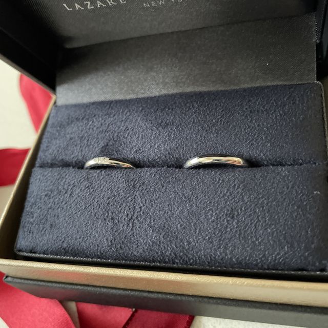 【ラザール ダイヤモンド(LAZARE DIAMOND)の口コミ】 先に入籍し、後から結婚指輪を購入することとなり指輪をさがしていました…
