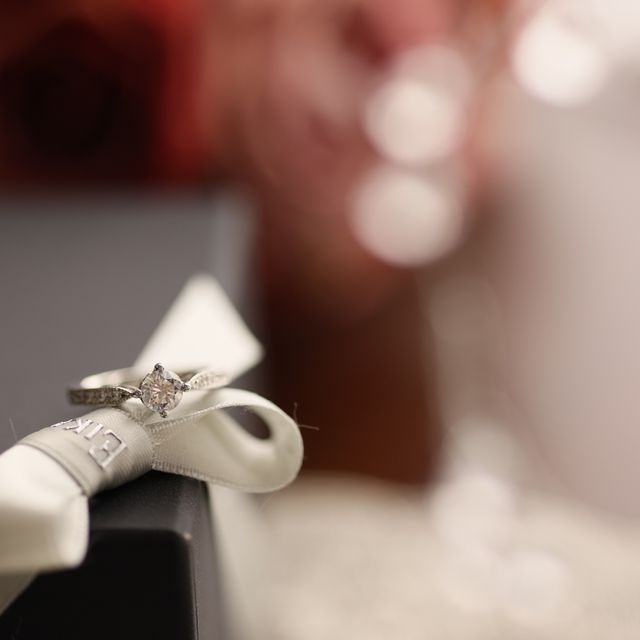 【EIKA(エイカ)の口コミ】 好きなデザインに加工ができるところが決め手になります。
指輪のデザイン…