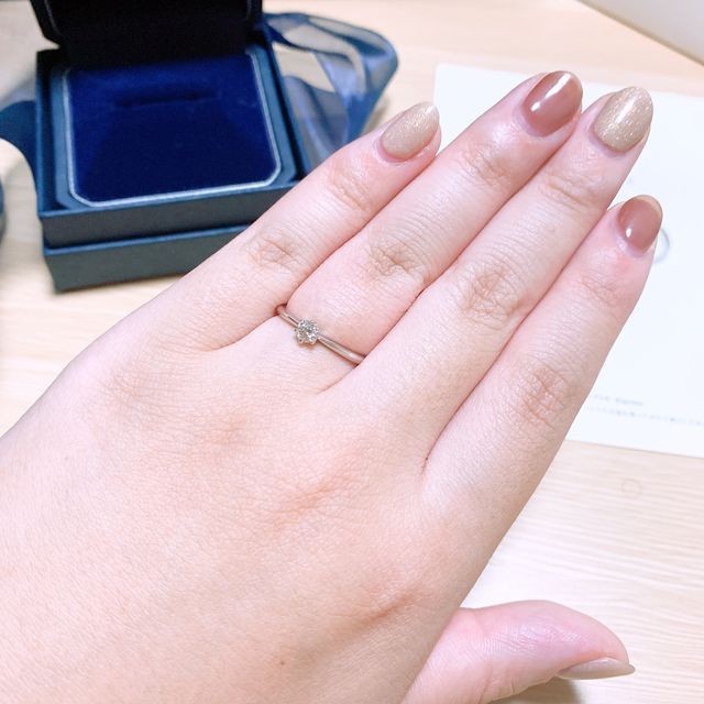 【銀座ダイヤモンドシライシの口コミ】 ダイヤモンドの輝きが他のところと比べて全然違います
かなり綺麗です。
…