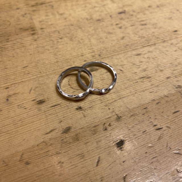 【ringram(リングラム)の口コミ】 素材も3種類から選べて、デザインも様々なので自分たちだけのオリジナルが…