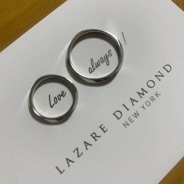 【ラザール ダイヤモンド(LAZARE DIAMOND)の口コミ】 婚約指輪もこちらで購入し、結婚指輪も候補としてこちらのブランドを考え…