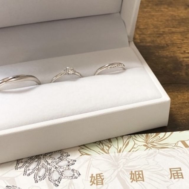 【彩乃瑞(IRONOHA)の口コミ】 先に結婚指輪を決めたので、結婚指輪と重ね付けした時に合うデザインで婚…
