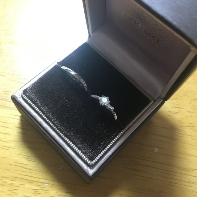 【アイプリモ(I-PRIMO)の口コミ】 もともと、ストレートよりも動きがあって指が綺麗に見えるウェーブのリン…