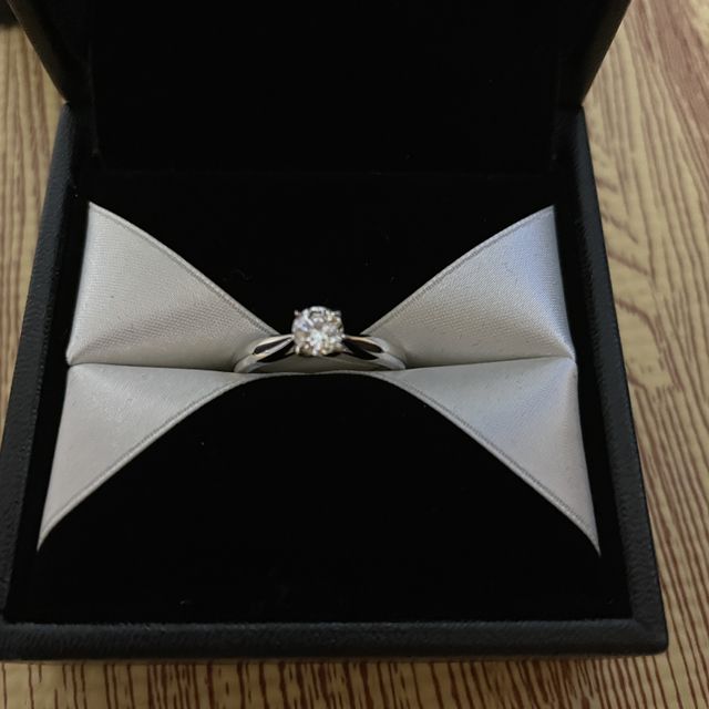 【エクセルコダイヤモンド(EXELCO DIAMOND)の口コミ】 指輪選びをはじめましたが、今までで一番高級なお買い物、、、、ドキドキ…