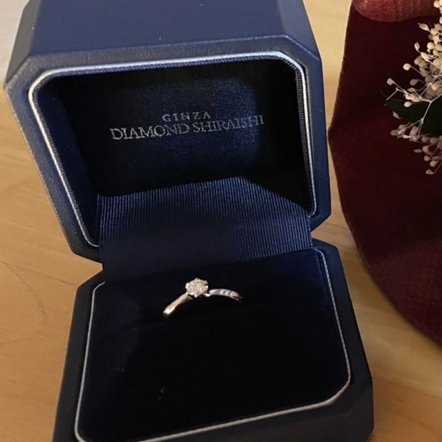 【銀座ダイヤモンドシライシの口コミ】 イタリア絵画ボッティチェッリ作「ヴィーナスの誕生」に登場する天使の羽…