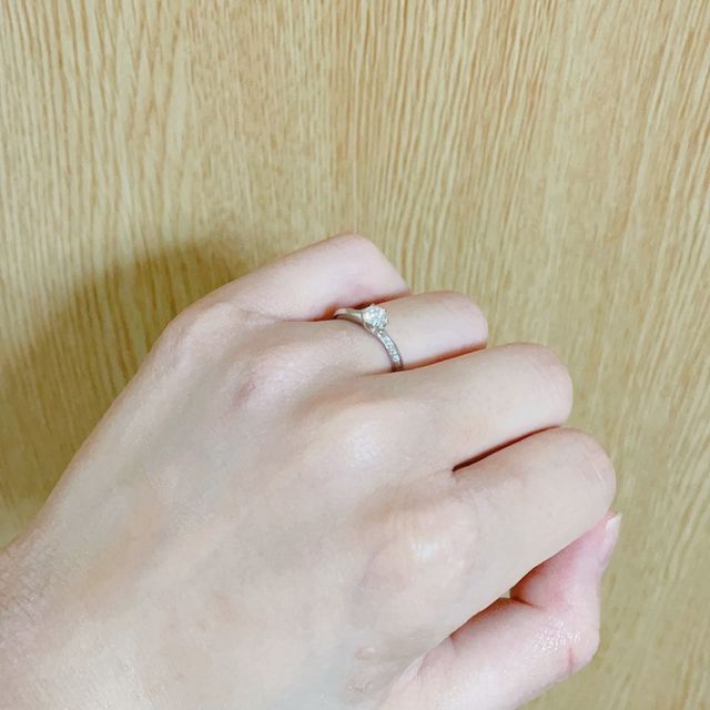 【銀座ダイヤモンドシライシの口コミ】 イタリア絵画ボッティチェッリ作「ヴィーナスの誕生」に登場する天使の羽…