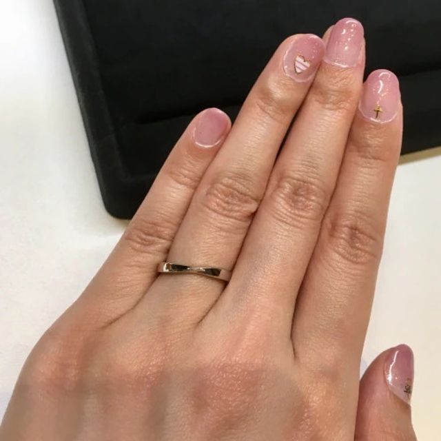 【BRILLIANCE+(ブリリアンスプラス)の口コミ】 インターネットで見た印象よりも実際に着けた際にはより存在感がありまし…