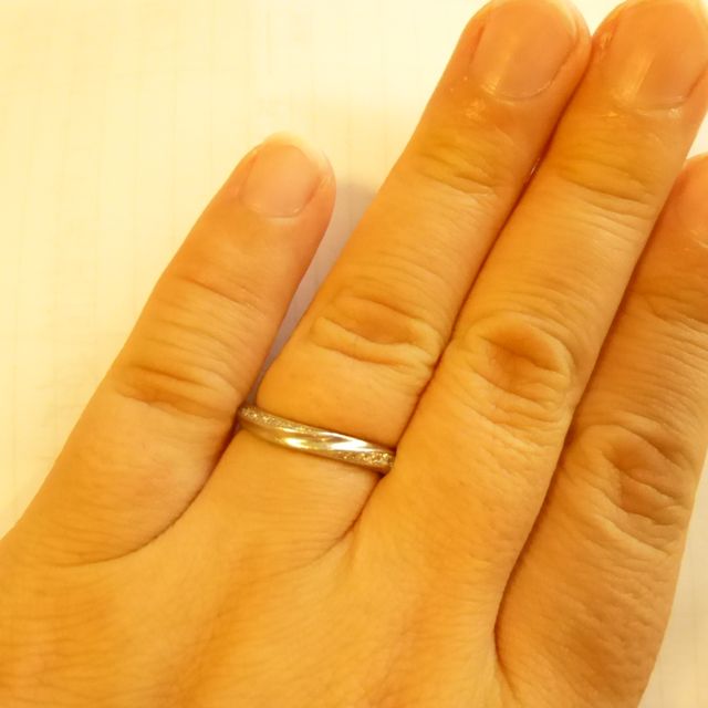 【銀座ダイヤモンドシライシの口コミ】 式場に当ブランドのパンフレットがあり、婚約指輪の購入の割引があったの…