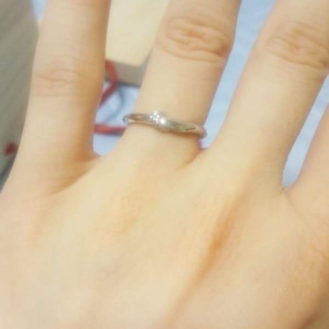 【俄(にわか)の口コミ】 婚約指輪を買ってもらうのに、色々お店を見ている中、俄さんの店内の雰囲…