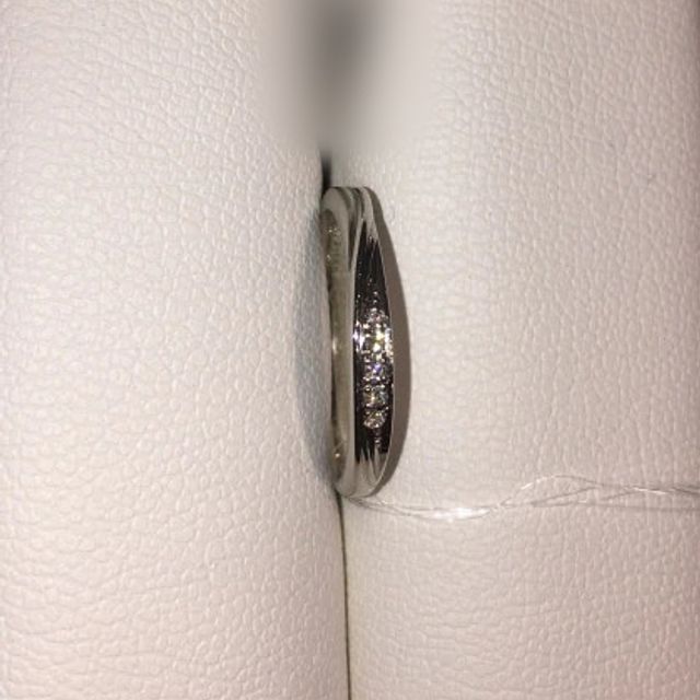 【GALA JEWELRY(ガラジュエリー)の口コミ】 あまりブライダルリングに詳しくはなく、仕事でも使えるようなシンプルな…