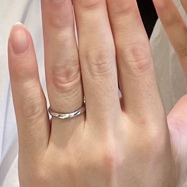 【アイプリモ(I-PRIMO)の口コミ】 派手すぎずシンプル過ぎないデザインの物を希望していましたが、種類が豊…